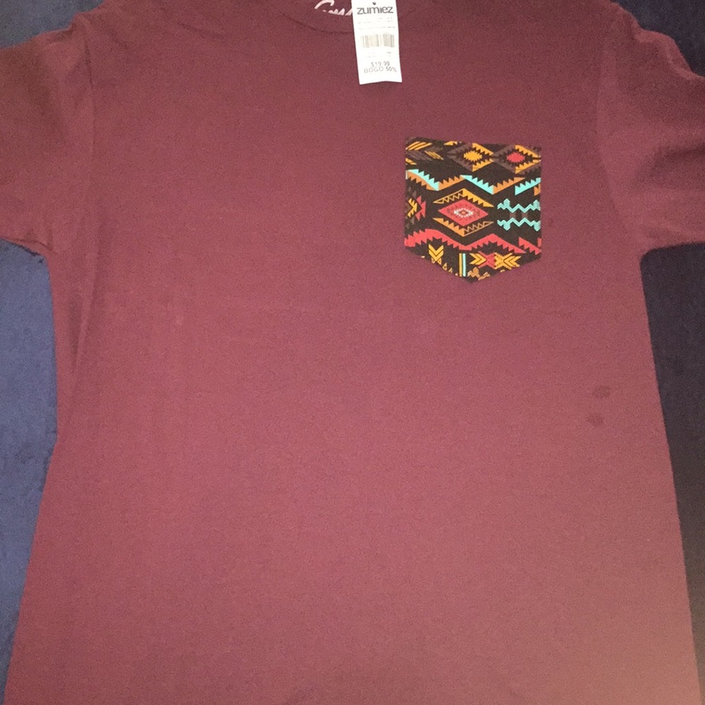 Tee shirt